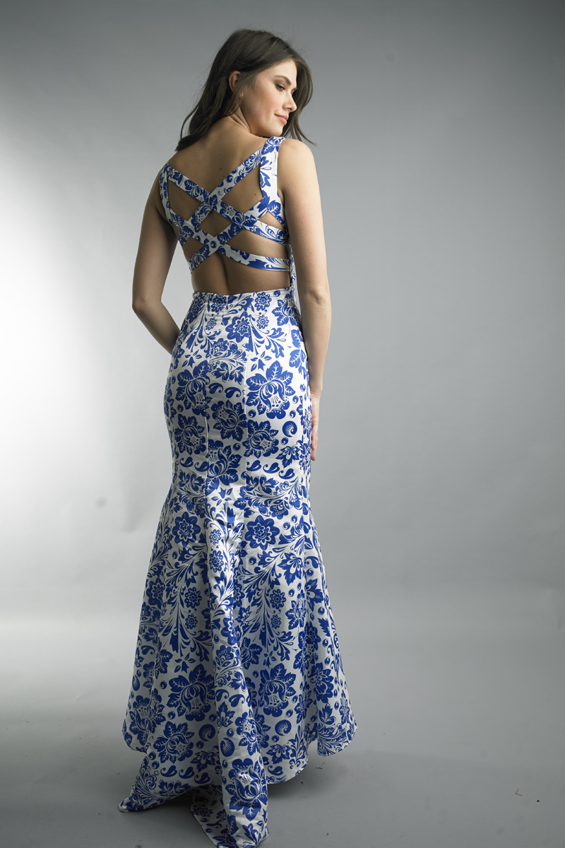 Sleeveless floral dress