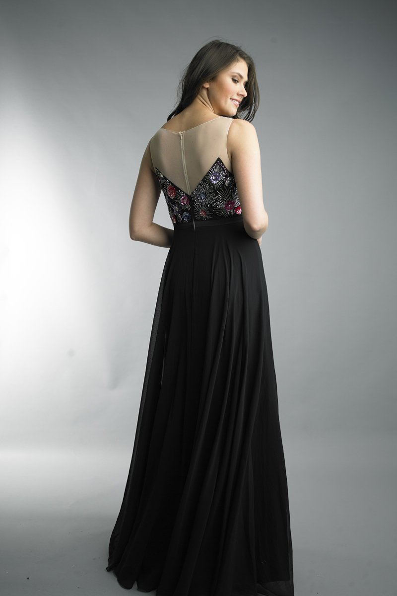 Sleeveless beaded evening dress