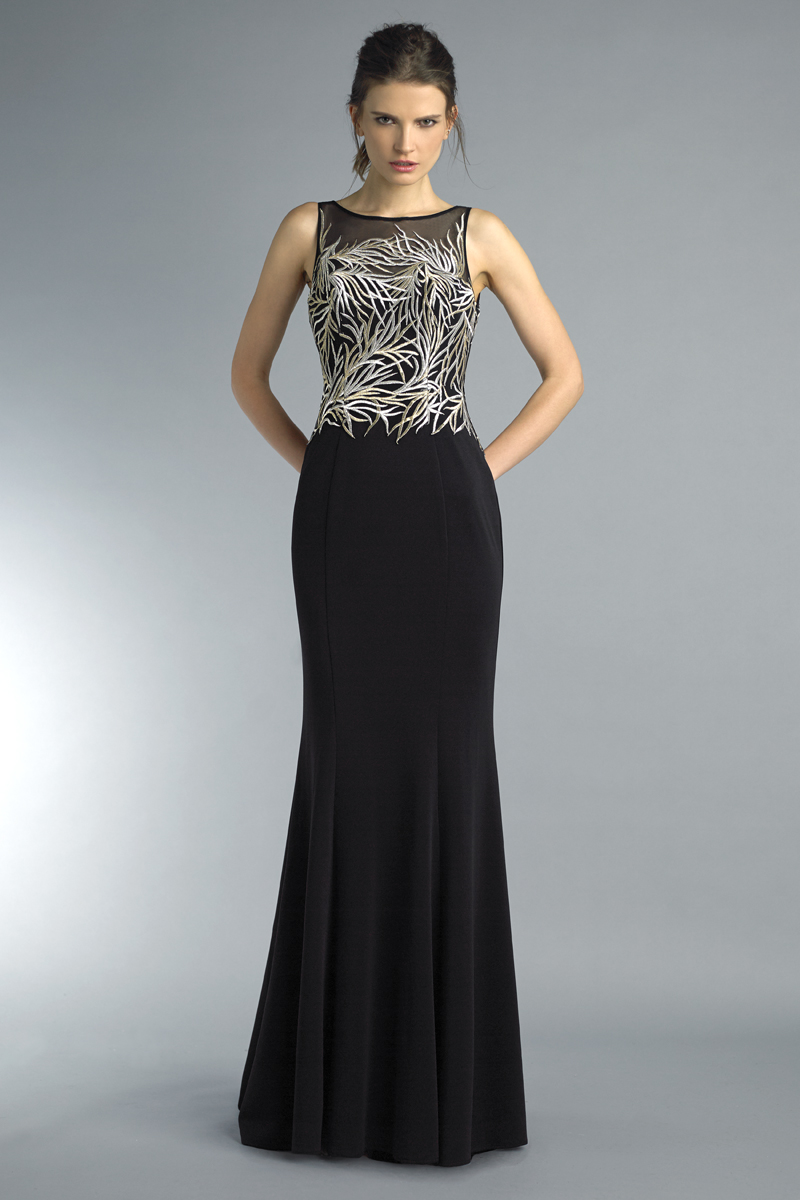 Sleeveless embroidered gown