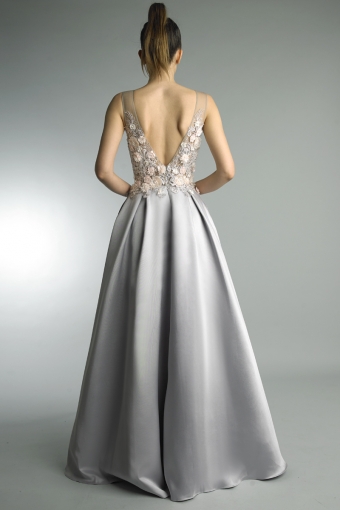 Sleeveless floral evening gown